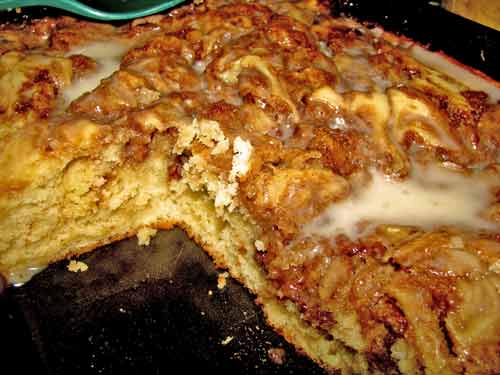 Cinnabon Cake Recipe With Sugar Glaze Frosting