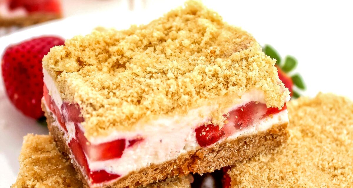 Frozen Strawberry Crunch Cake